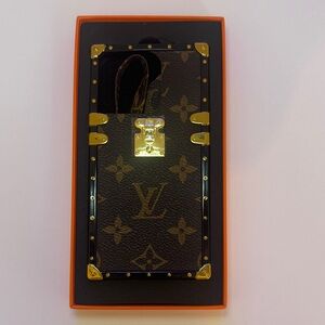 Fancy Corner Trunk-Inspired Monogram Case